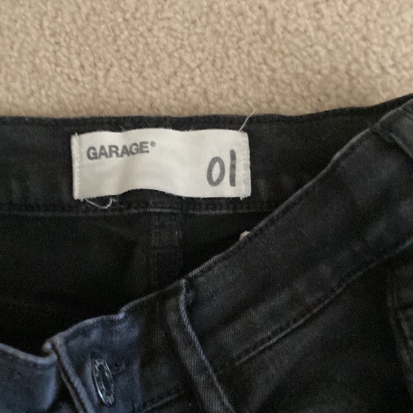 Simple black skinny jeans for sale! - Picture 3 of 3